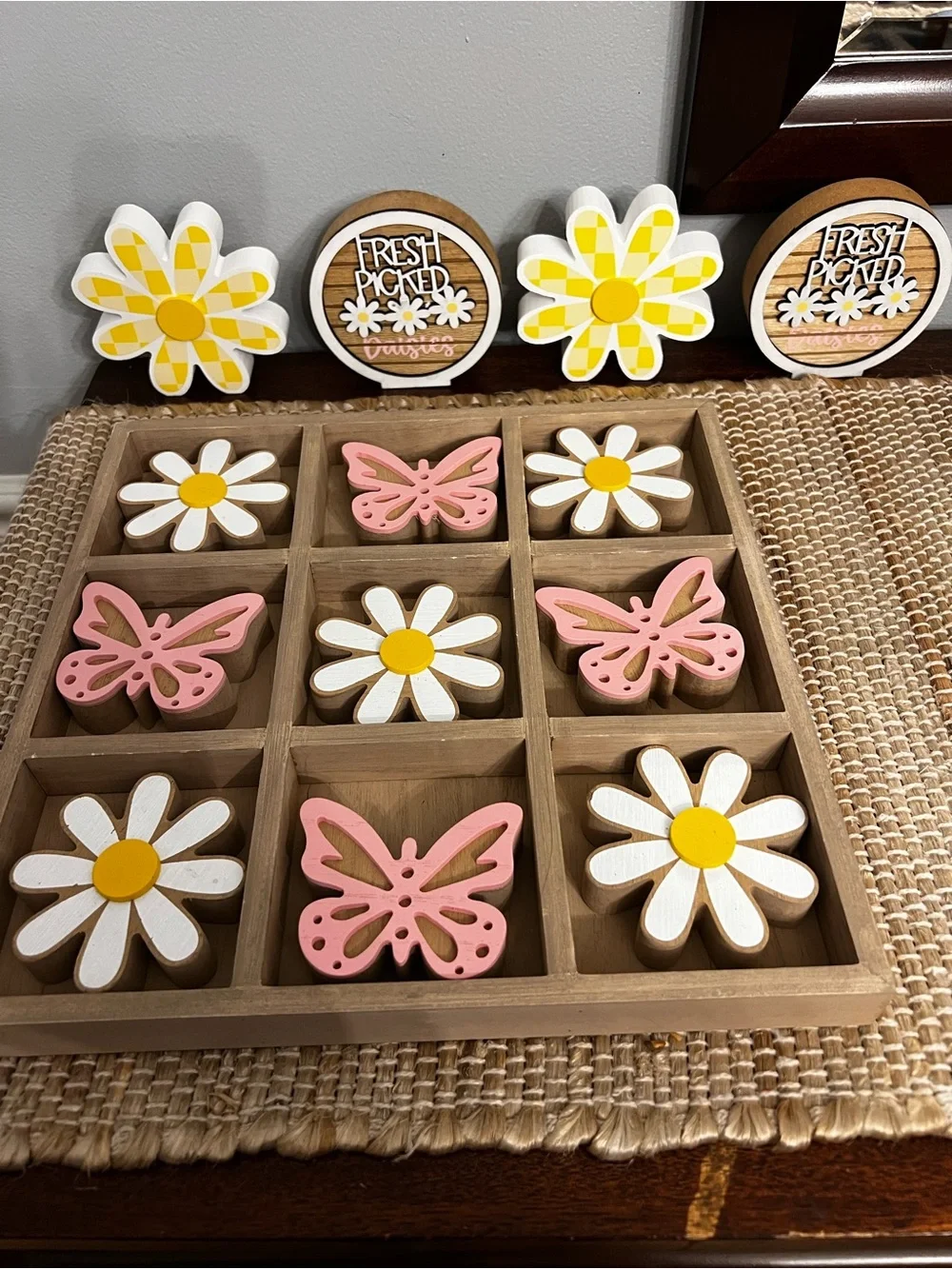 Pink Butterfly & White Daisy Wooden Tic-Tac-Toe Game